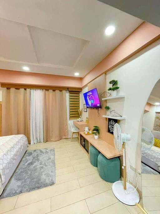 Lovely Unit With Free Wi-Fi & Netflix I Across Naia T3 Airport Manila Exterior photo